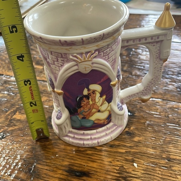 Disney Jasmine Aladdin 3D Figural Castle Mug NWT vintage - Picture 9 of 10
